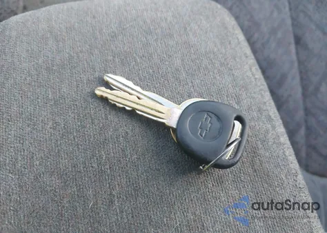 2002 GMC Sonoma Sls from USA, damaged, VIN 1GTCS19W828203260